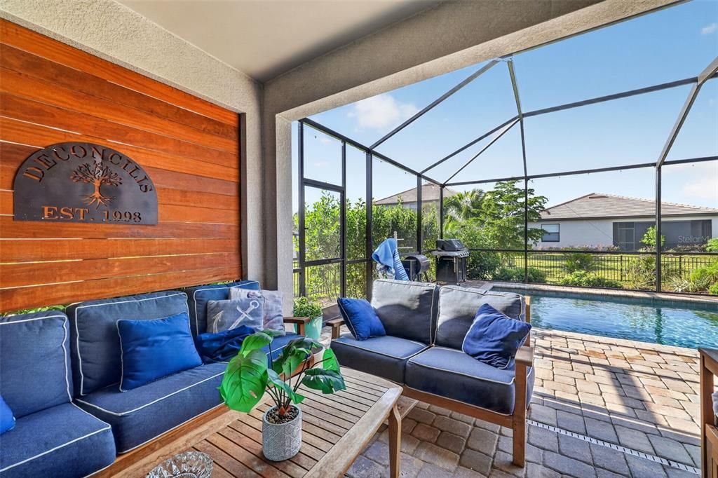 For Sale: $819,000 (5 beds, 3 baths, 3257 Square Feet)