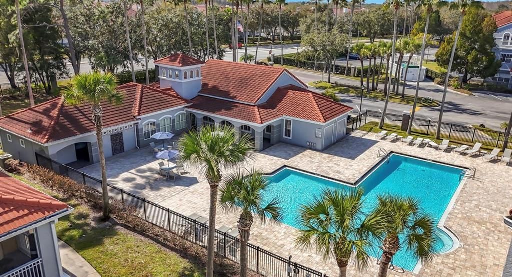 For Rent: $1,950 (2 beds, 2 baths, 1083 Square Feet)