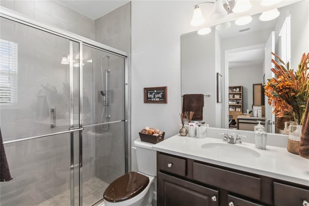 For Sale: $610,000 (3 beds, 3 baths, 2185 Square Feet)