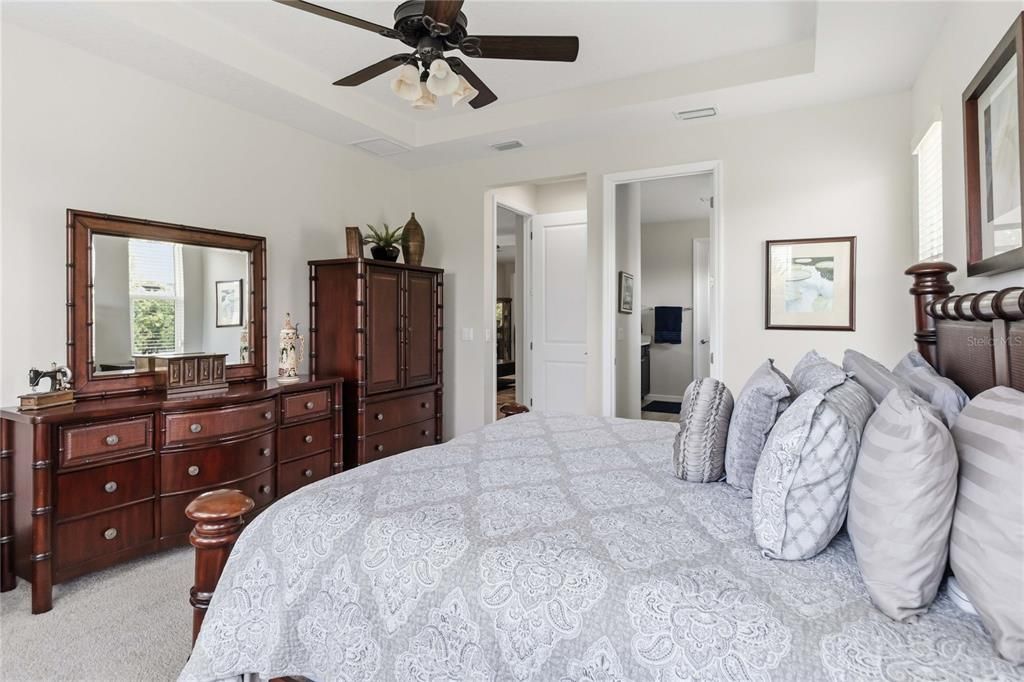 For Sale: $610,000 (3 beds, 3 baths, 2185 Square Feet)