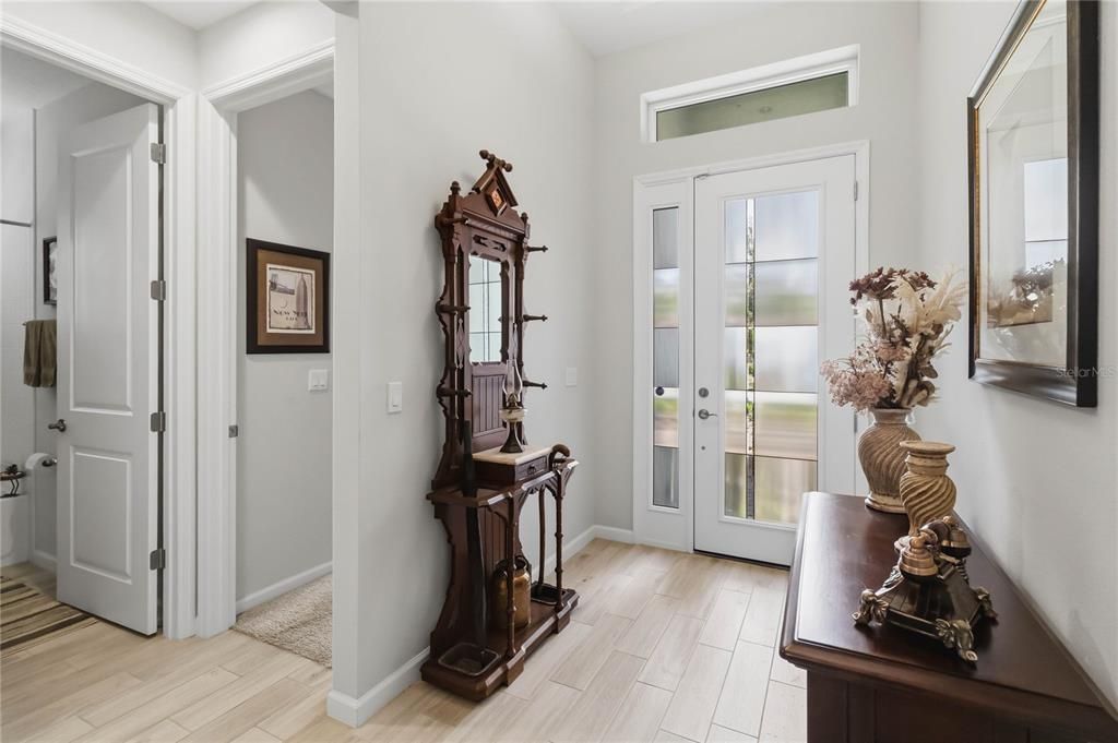 For Sale: $610,000 (3 beds, 3 baths, 2185 Square Feet)