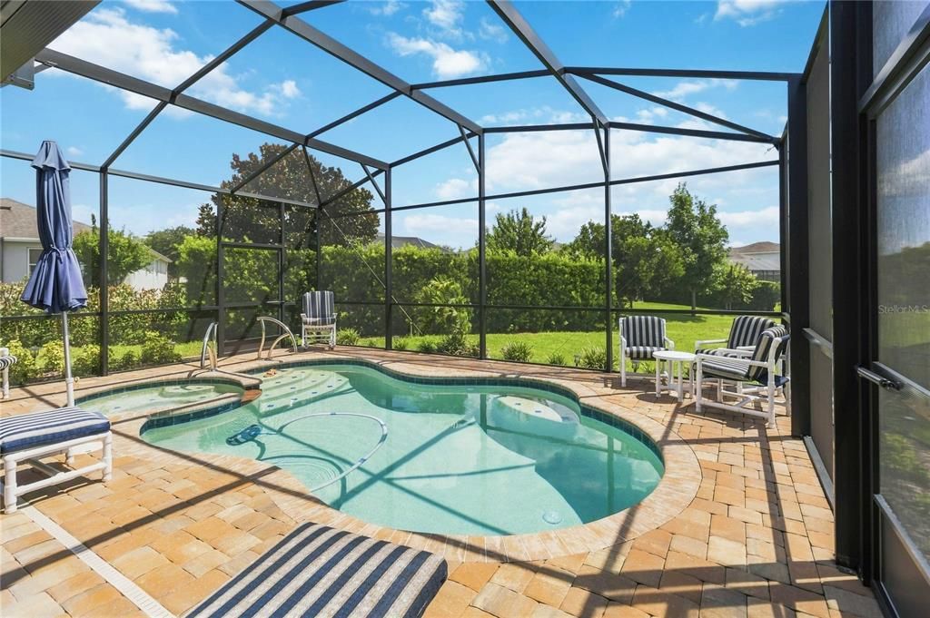 For Sale: $610,000 (3 beds, 3 baths, 2185 Square Feet)