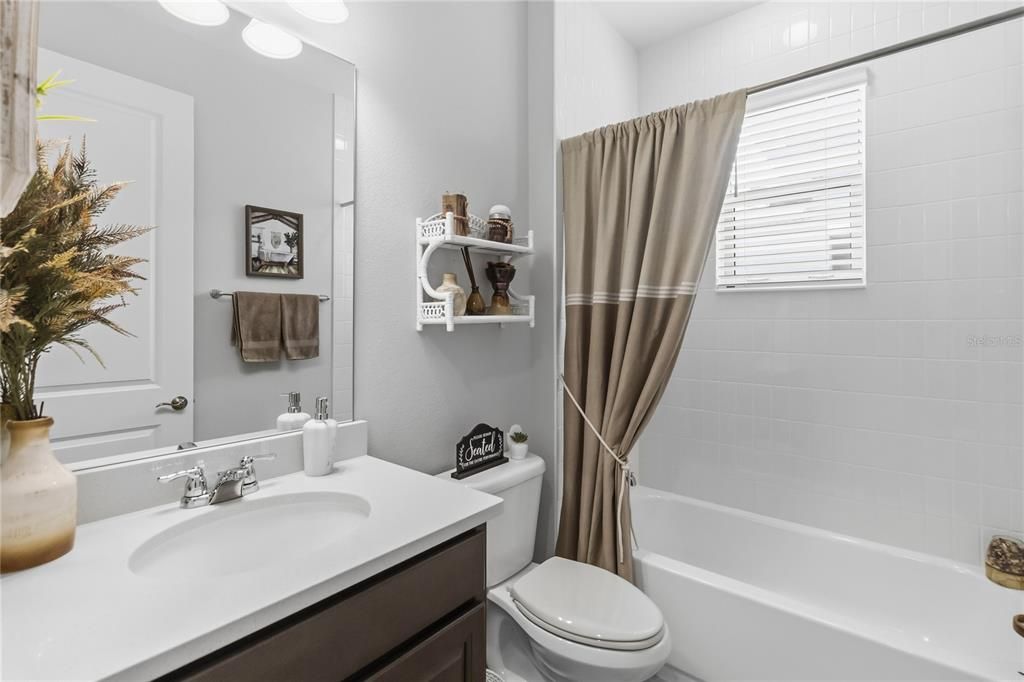 For Sale: $610,000 (3 beds, 3 baths, 2185 Square Feet)