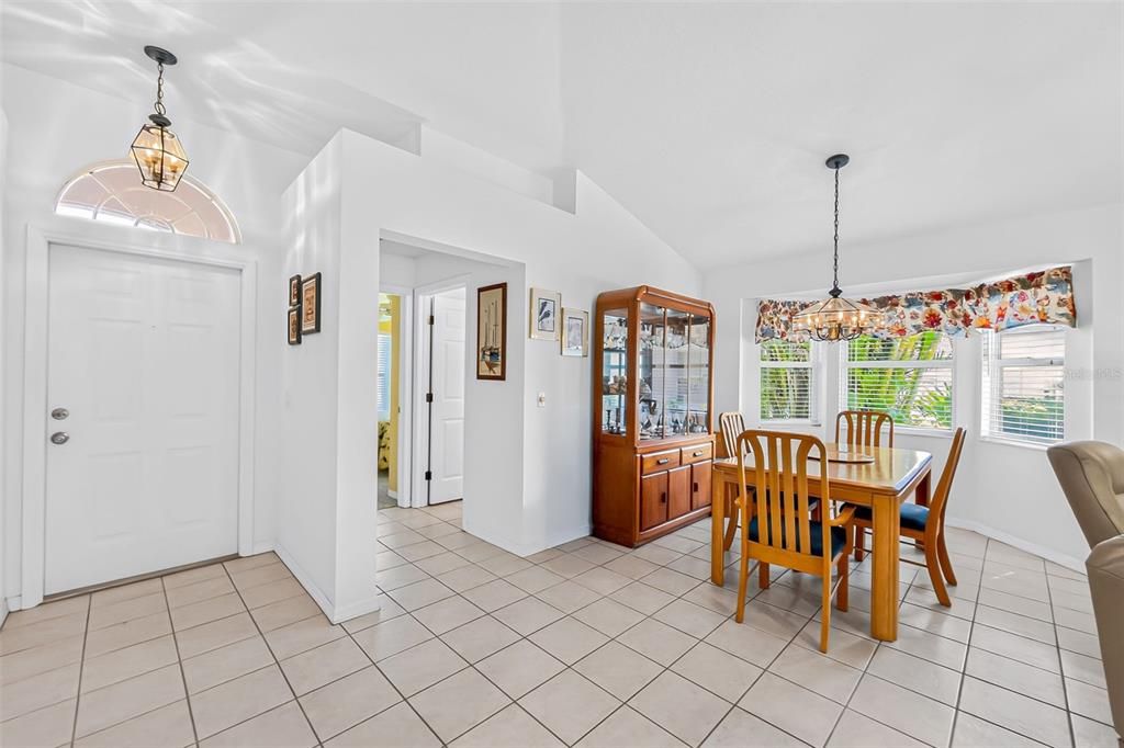 En Venta: $359,000 (2 camas, 2 baños, 1279 Pies cuadrados)