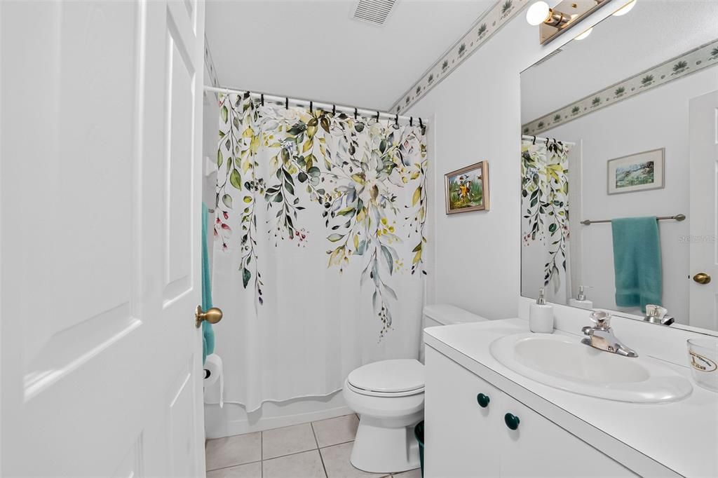 En Venta: $359,000 (2 camas, 2 baños, 1279 Pies cuadrados)