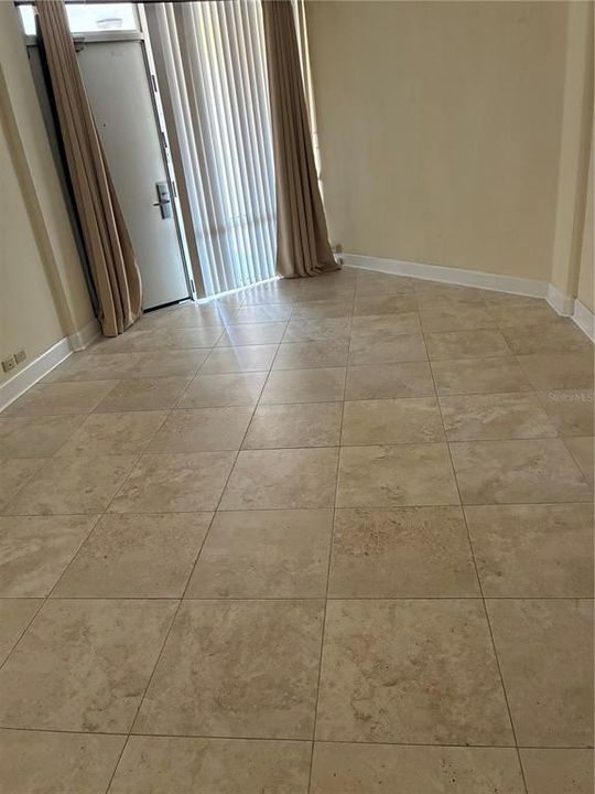 For Rent: $2,900 (2 beds, 2 baths, 1324 Square Feet)