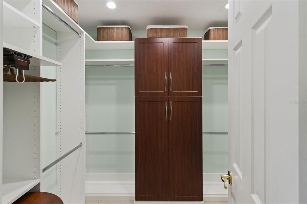 For Sale: $257,500 (2 beds, 2 baths, 1405 Square Feet)