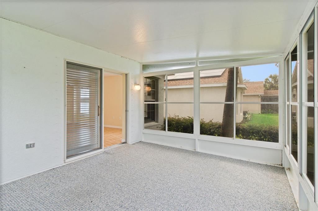For Sale: $257,500 (2 beds, 2 baths, 1405 Square Feet)