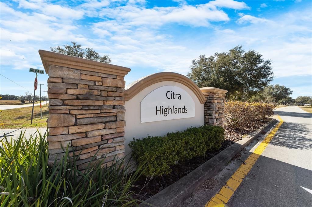 For Sale: $267,500 (3 beds, 2 baths, 1569 Square Feet)