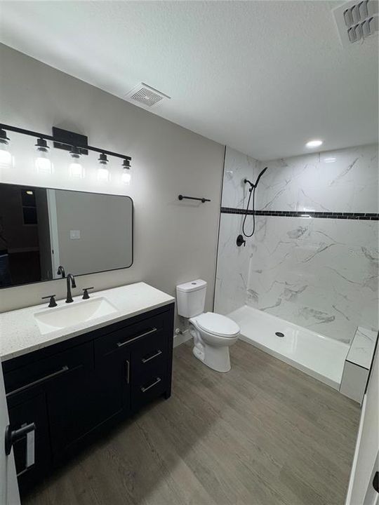 For Rent: $2,250 (2 beds, 2 baths, 1012 Square Feet)