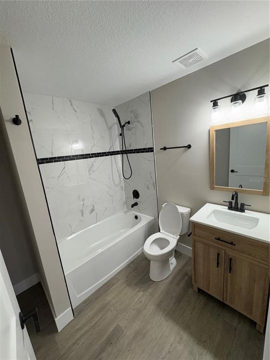 For Rent: $2,250 (2 beds, 2 baths, 1012 Square Feet)