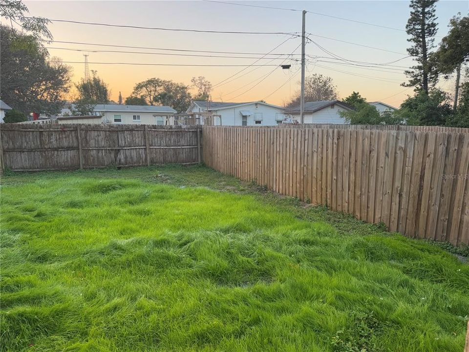 For Rent: $2,250 (2 beds, 2 baths, 1012 Square Feet)