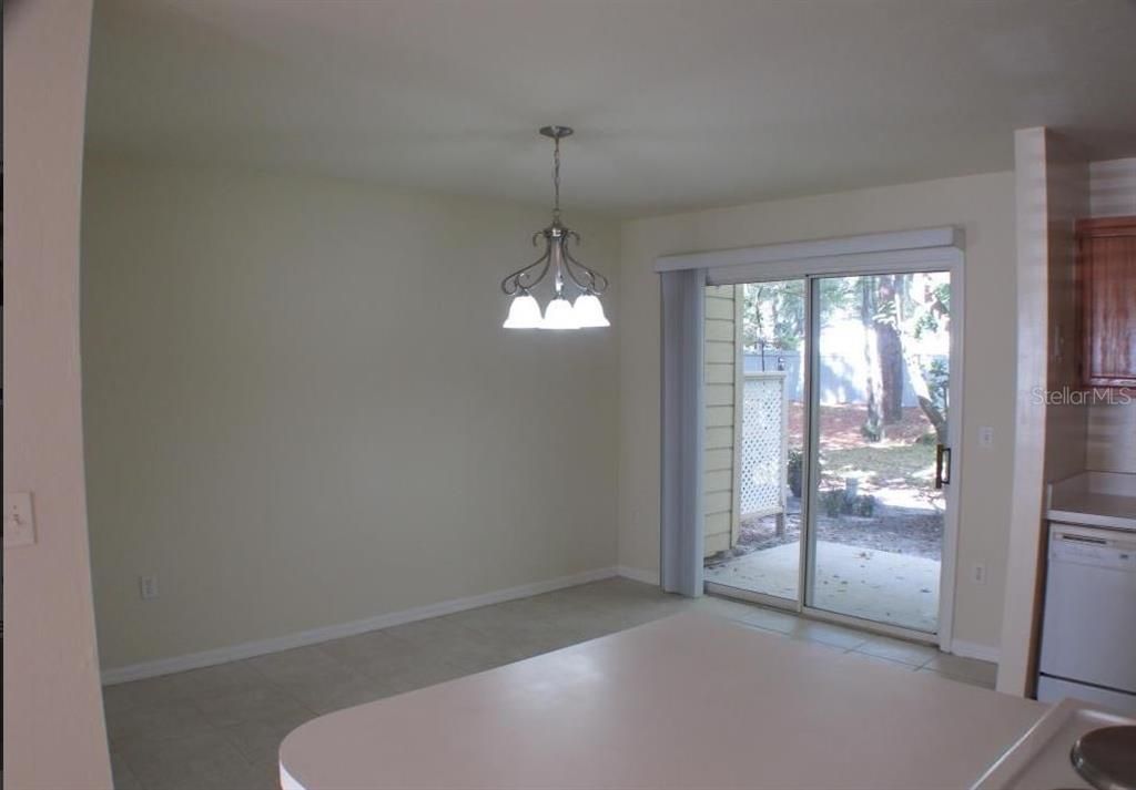 For Rent: $1,795 (2 beds, 2 baths, 1400 Square Feet)