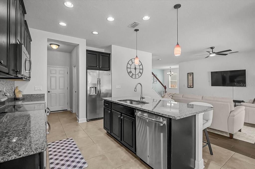 For Sale: $665,000 (4 beds, 4 baths, 2771 Square Feet)