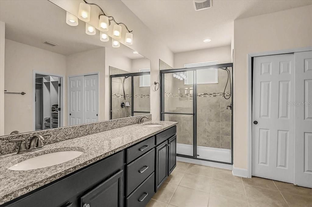 For Sale: $665,000 (4 beds, 4 baths, 2771 Square Feet)