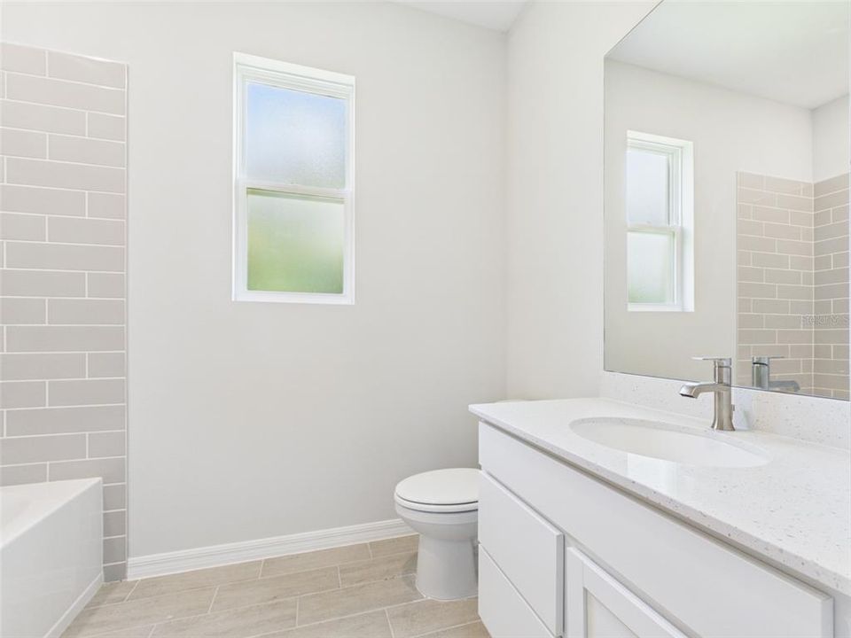 For Sale: $299,900 (4 beds, 2 baths, 1787 Square Feet)