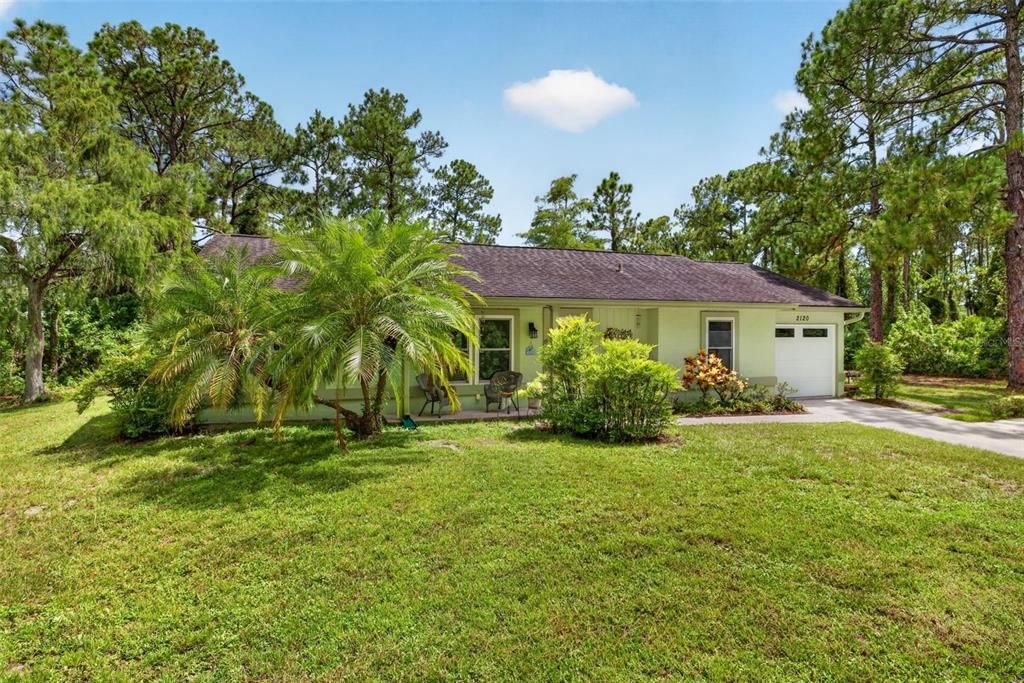 For Sale: $475,000 (2 beds, 2 baths, 1415 Square Feet)