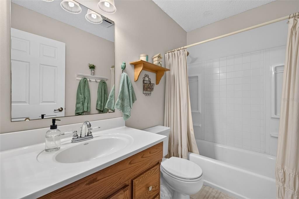 For Sale: $475,000 (2 beds, 2 baths, 1415 Square Feet)