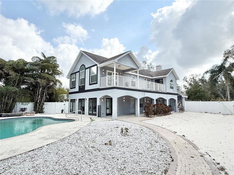 На продажу: $1,449,999 (4 спален, 2 ванн, 2932 Квадратных фут)