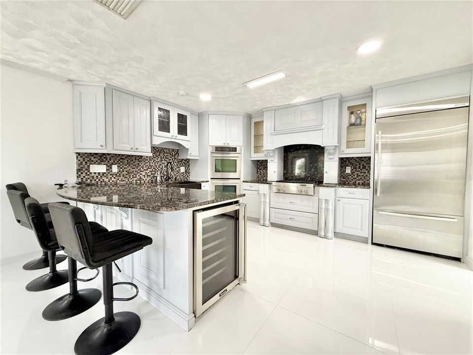 На продажу: $1,449,999 (4 спален, 2 ванн, 2932 Квадратных фут)