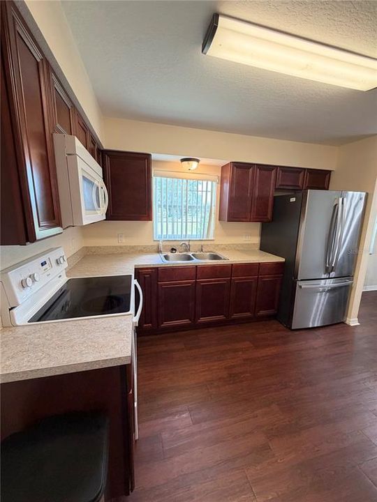 En Venta: $279,000 (3 camas, 2 baños, 1124 Pies cuadrados)