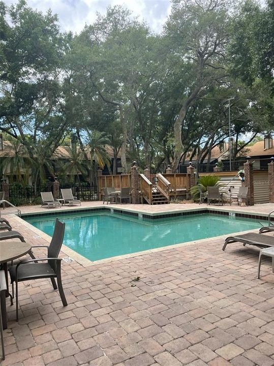 For Rent: $2,800 (2 beds, 2 baths, 1353 Square Feet)