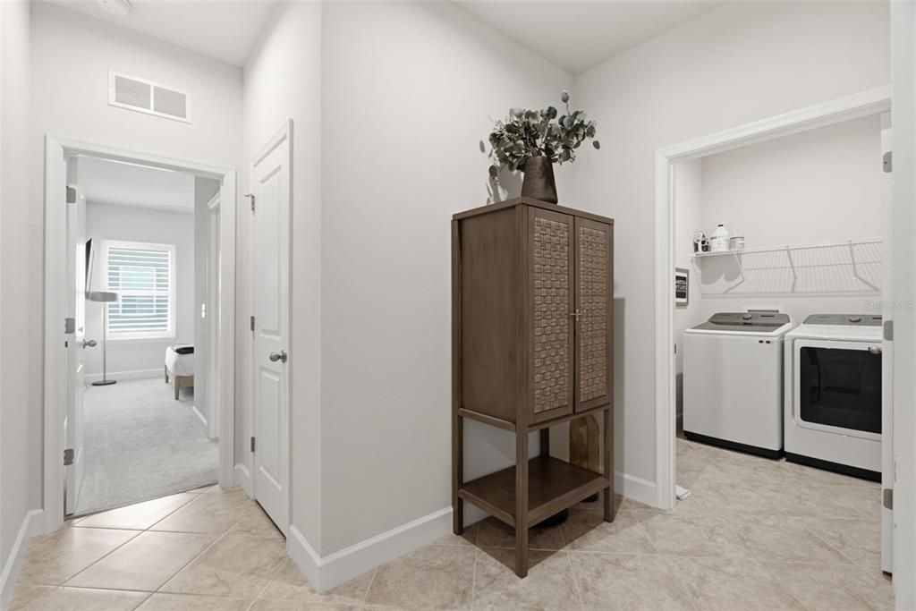 For Sale: $515,000 (4 beds, 3 baths, 2550 Square Feet)