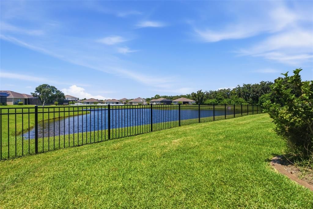 For Sale: $515,000 (4 beds, 3 baths, 2550 Square Feet)