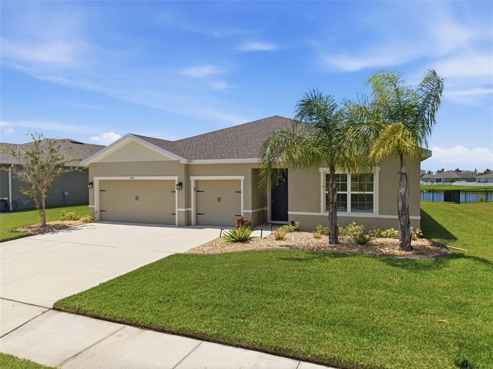 For Sale: $515,000 (4 beds, 3 baths, 2550 Square Feet)