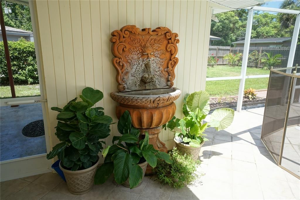 For Rent: $2,750 (3 beds, 2 baths, 1387 Square Feet)
