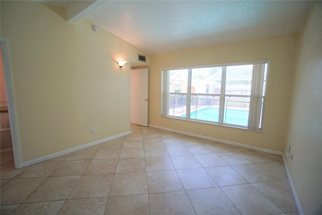 For Rent: $2,750 (3 beds, 2 baths, 1387 Square Feet)