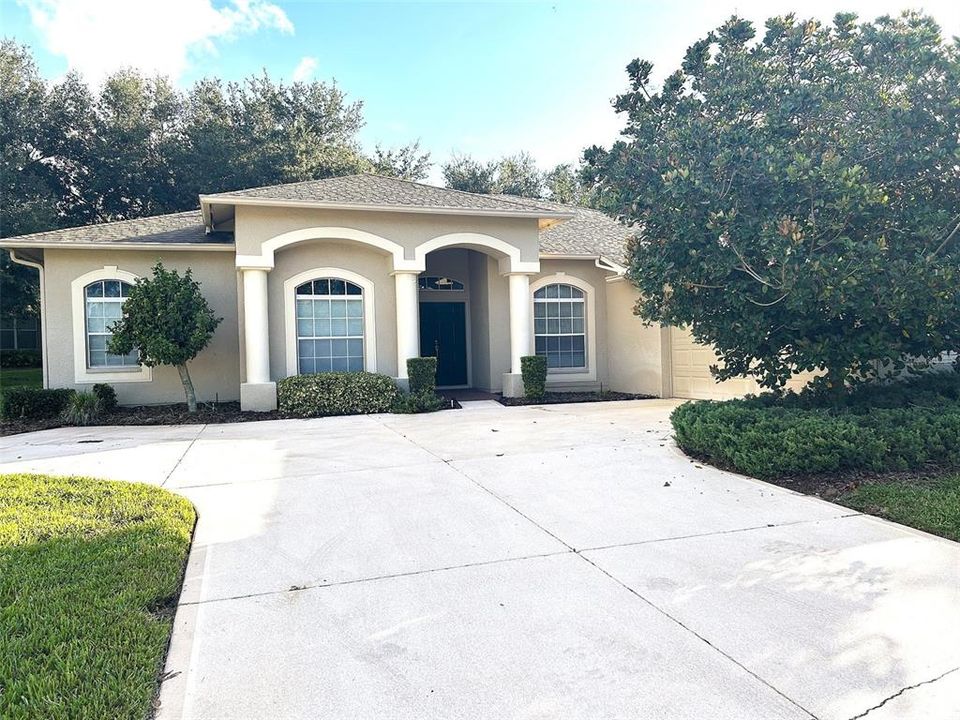 For Sale: $415,000 (3 beds, 2 baths, 2262 Square Feet)