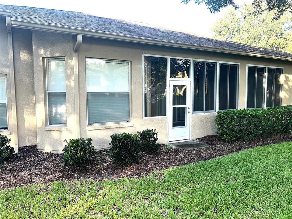 For Sale: $415,000 (3 beds, 2 baths, 2262 Square Feet)