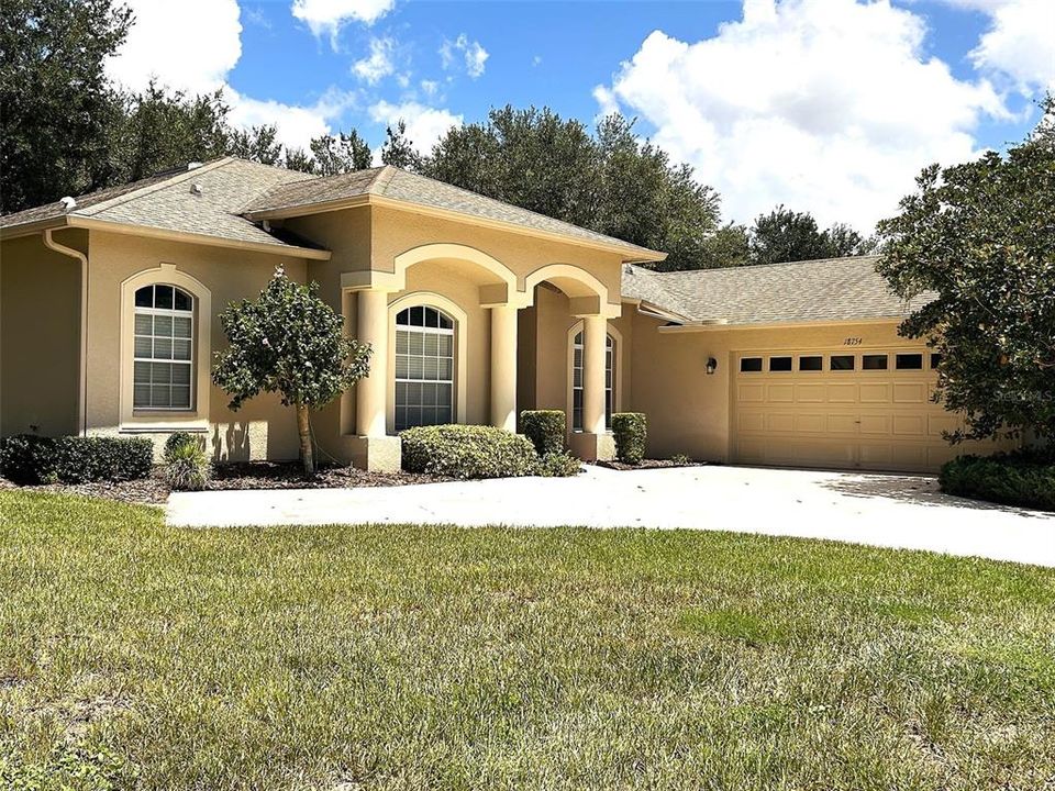 For Sale: $415,000 (3 beds, 2 baths, 2262 Square Feet)
