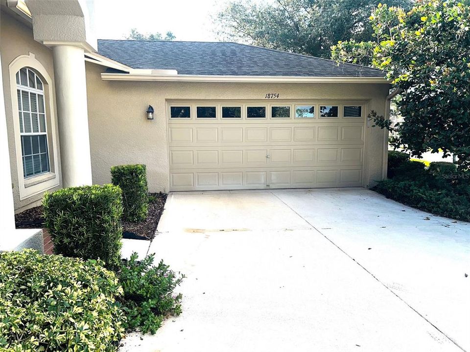 For Sale: $415,000 (3 beds, 2 baths, 2262 Square Feet)
