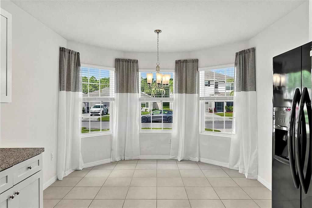 For Sale: $350,000 (3 beds, 2 baths, 1760 Square Feet)