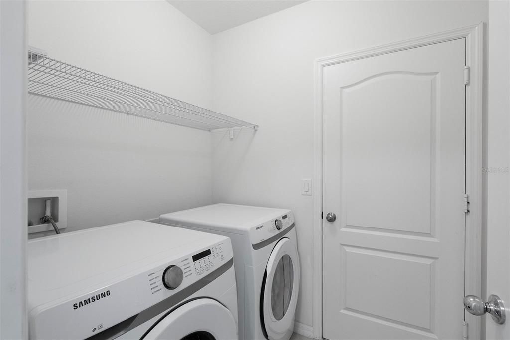 For Sale: $350,000 (3 beds, 2 baths, 1760 Square Feet)
