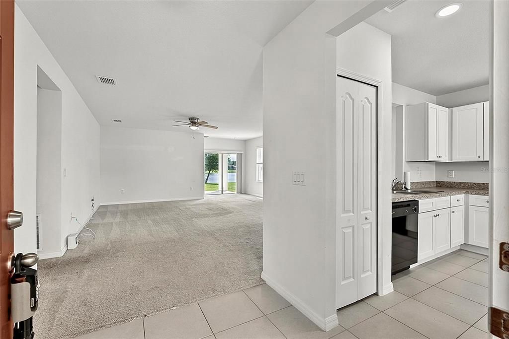 For Sale: $350,000 (3 beds, 2 baths, 1760 Square Feet)