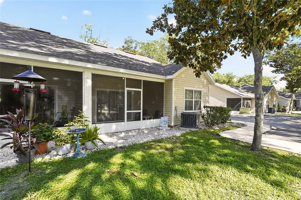 For Sale: $225,000 (2 beds, 2 baths, 1134 Square Feet)