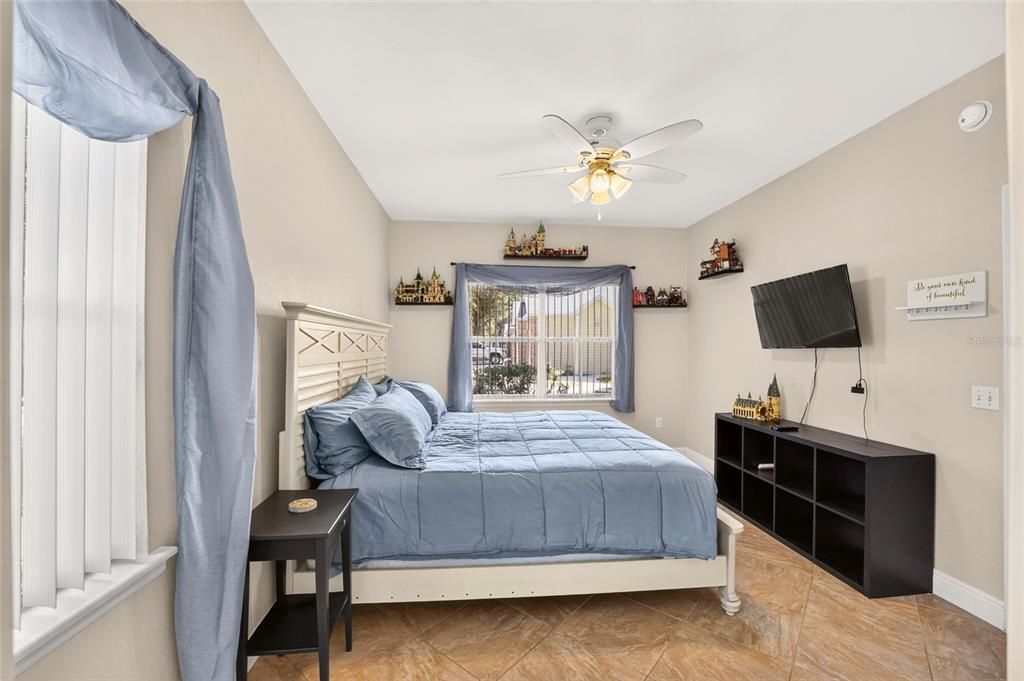 For Sale: $225,000 (2 beds, 2 baths, 1134 Square Feet)