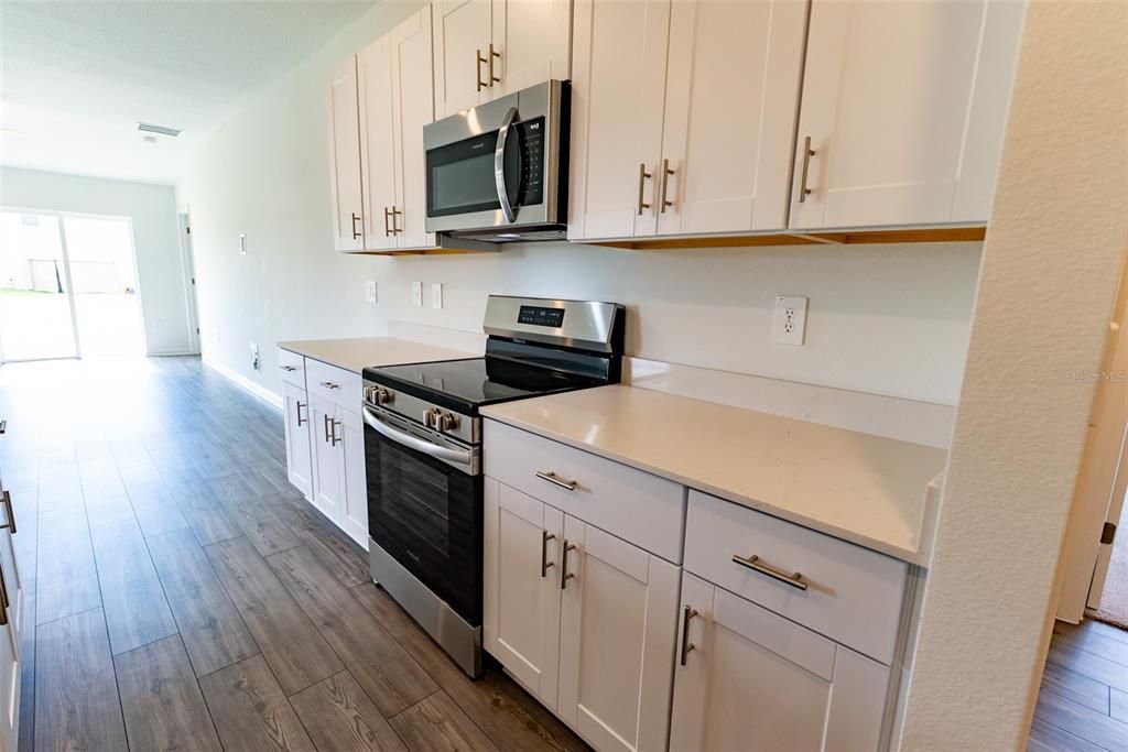 For Rent: $1,850 (3 beds, 2 baths, 1428 Square Feet)