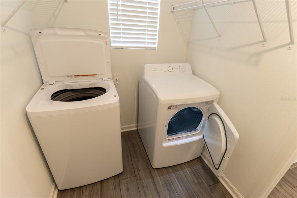 For Rent: $1,850 (3 beds, 2 baths, 1428 Square Feet)