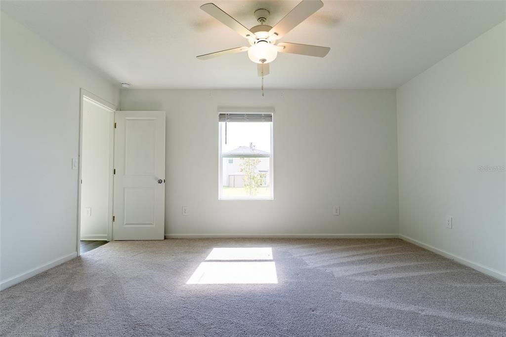 For Rent: $1,850 (3 beds, 2 baths, 1428 Square Feet)