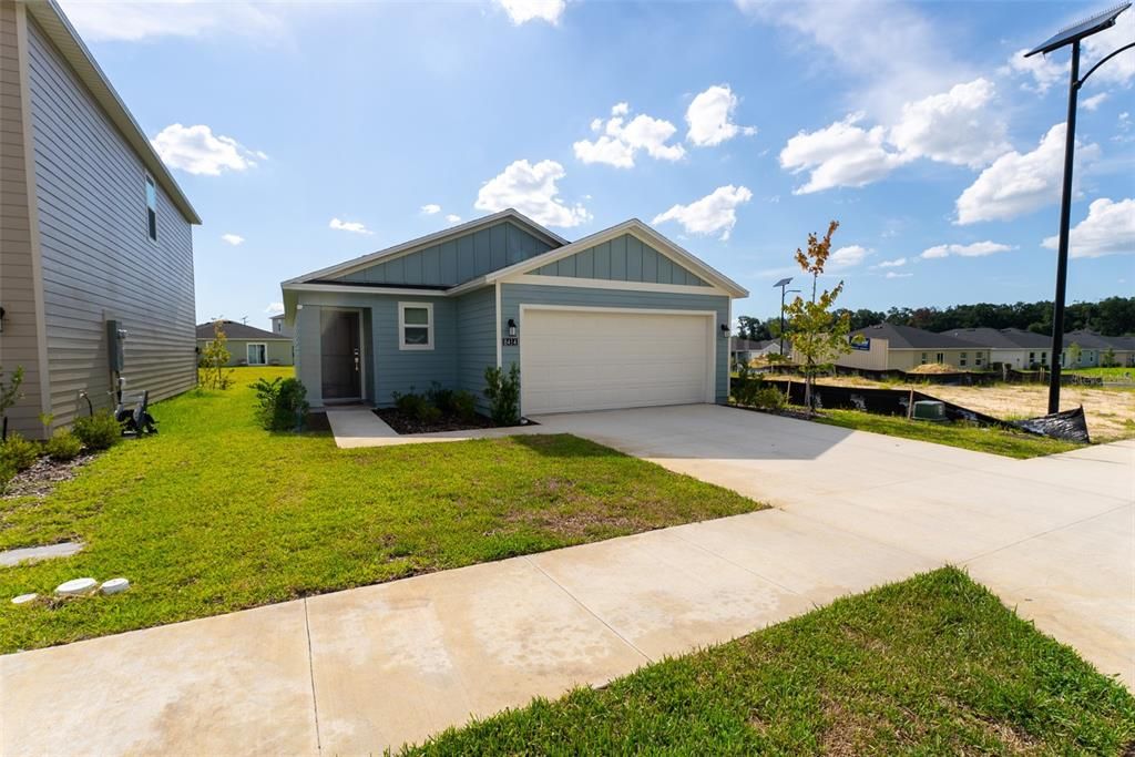 For Rent: $1,850 (3 beds, 2 baths, 1428 Square Feet)