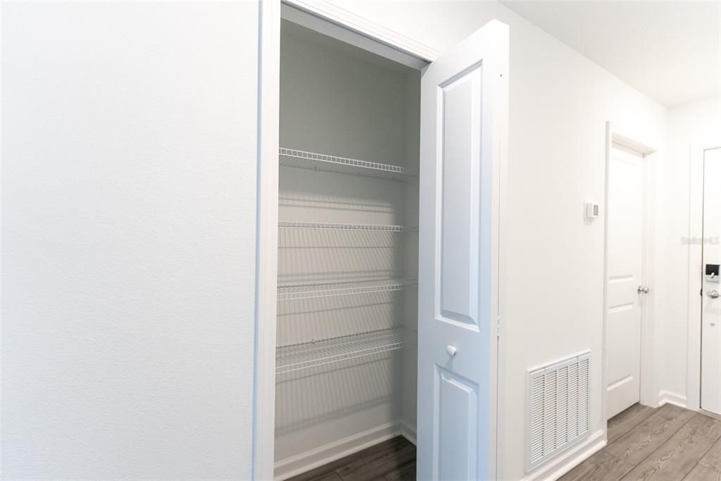 For Rent: $1,850 (3 beds, 2 baths, 1428 Square Feet)