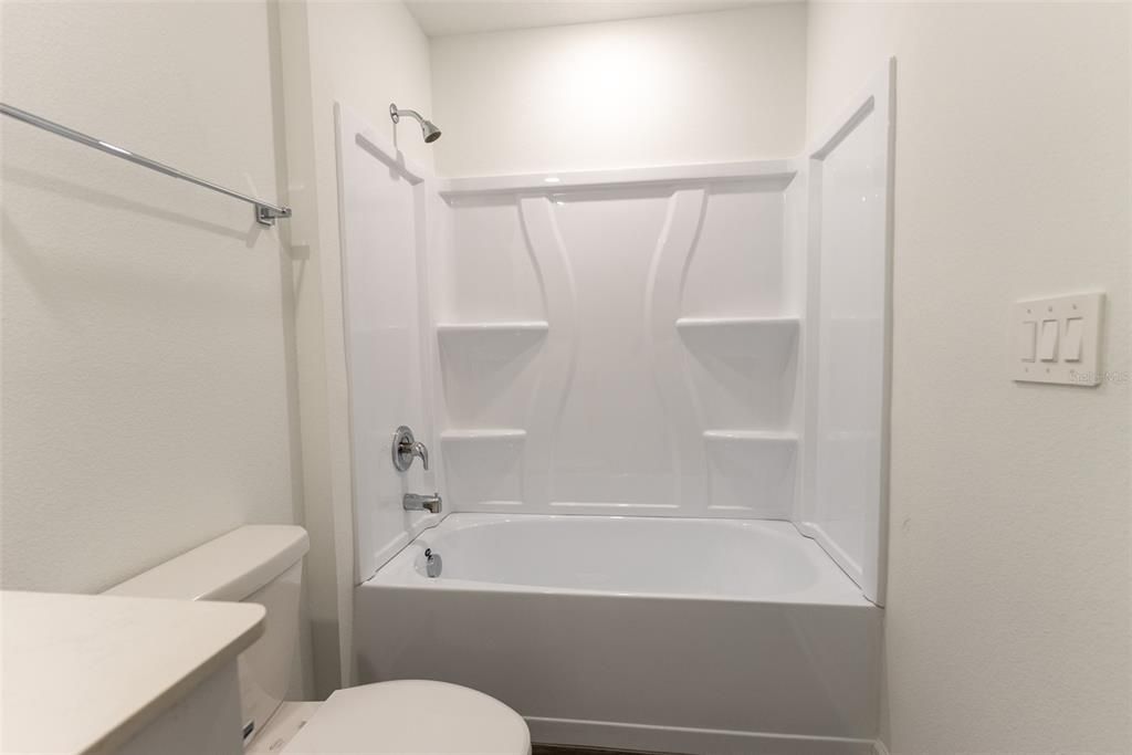 For Rent: $1,850 (3 beds, 2 baths, 1428 Square Feet)