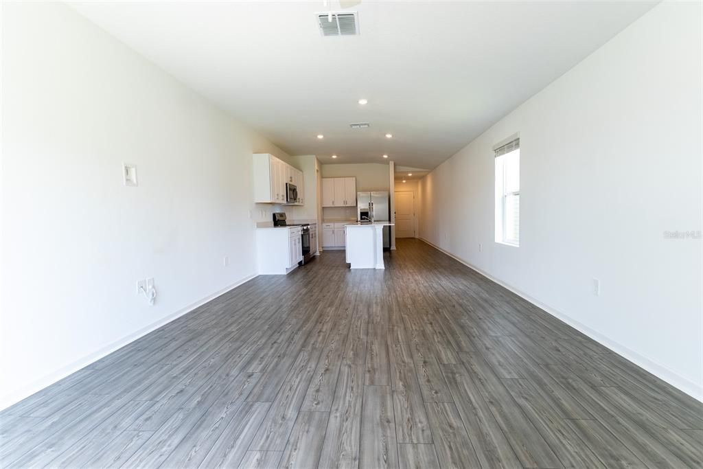 For Rent: $1,850 (3 beds, 2 baths, 1428 Square Feet)