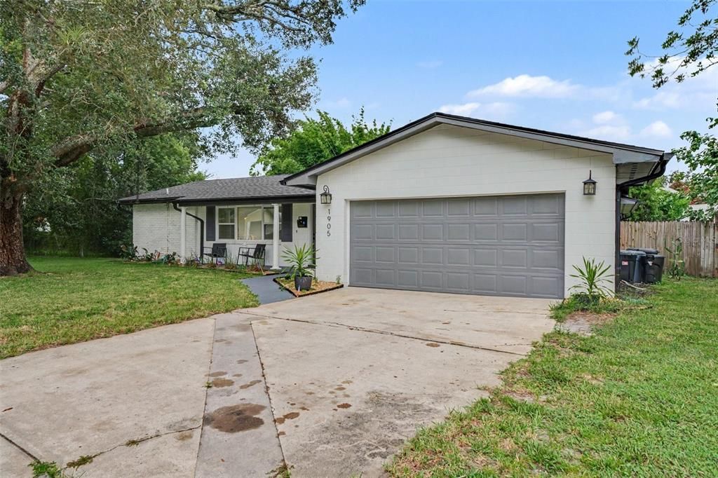 For Sale: $520,000 (4 beds, 2 baths, 1774 Square Feet)