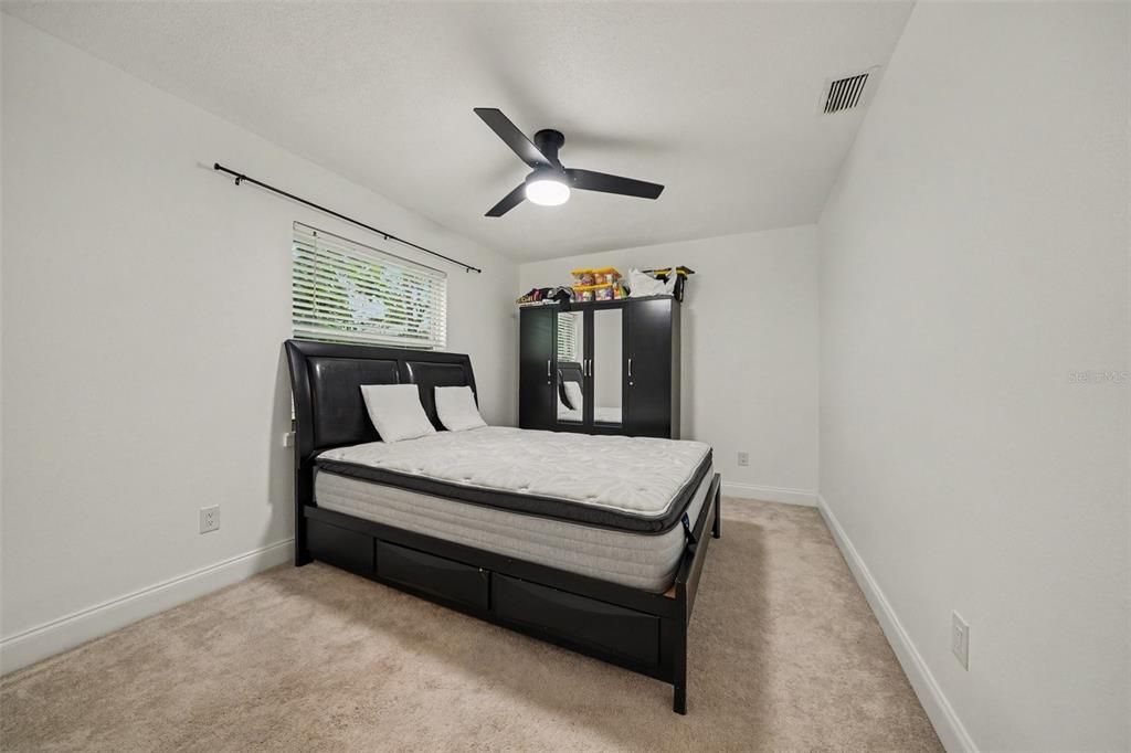 For Sale: $520,000 (4 beds, 2 baths, 1774 Square Feet)