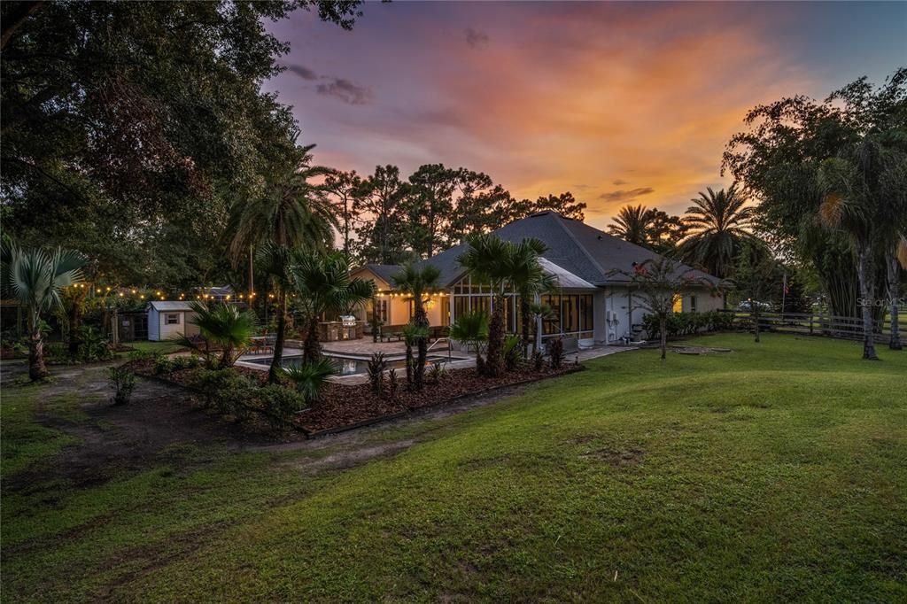En Venta: $1,235,000 (4 camas, 2 baños, 2597 Pies cuadrados)